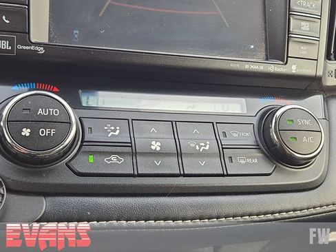 Used 2018 Toyota RAV4 Limited w/ Advanced Technology Package AWD/4WD image 10