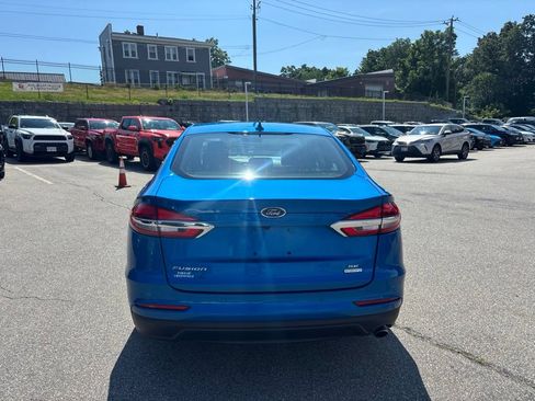 Certified 2020 Ford Fusion SE FWD image 5