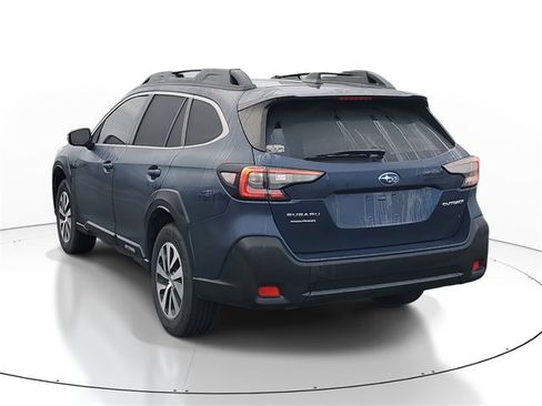 Certified 2023 Subaru Outback Premium image 3