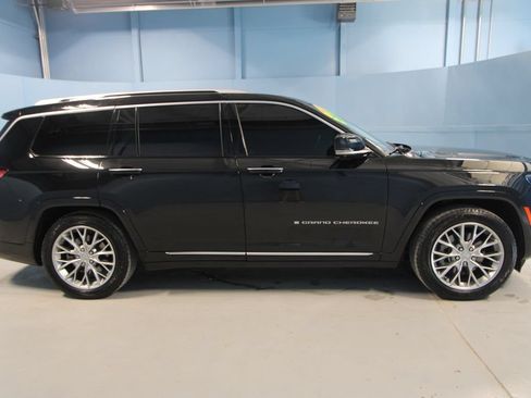 Used 2023 Jeep Grand Cherokee L Summit w/ Advanced Protech Group IV AWD/4WD image 36