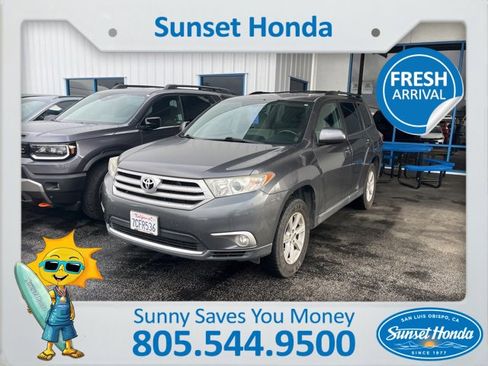 Used 2013 Toyota Highlander Plus image 5