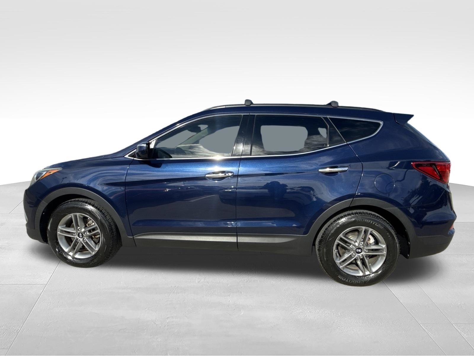 Used 2017 Hyundai Santa Fe Sport FWD image 8