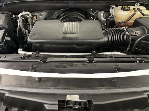 Used 2022 Chevrolet Tahoe Z71 AWD/4WD image 36