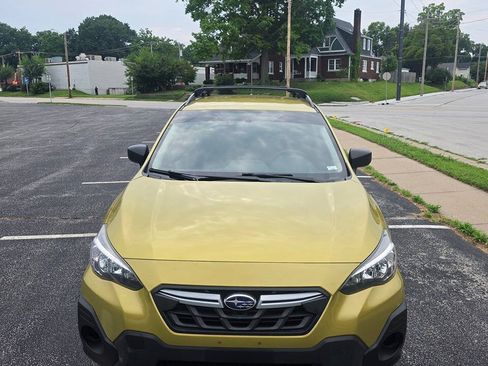 Used 2021 Subaru Crosstrek 2.0i AWD/4WD image 4