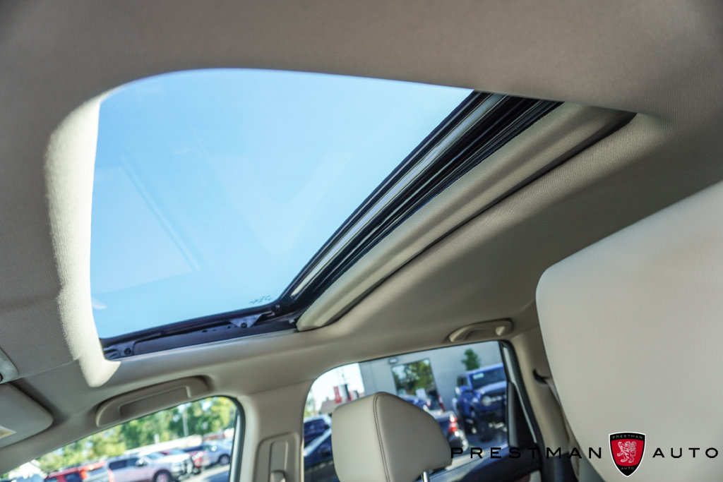 Used 2020 Honda CR-V Touring image 10