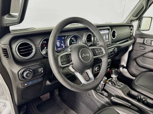 Used 2023 Jeep Wrangler Unlimited Sahara w/ Cold Weather Group AWD/4WD image 13