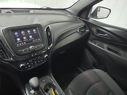 Used 2022 Chevrolet Equinox RS AWD/4WD image 25