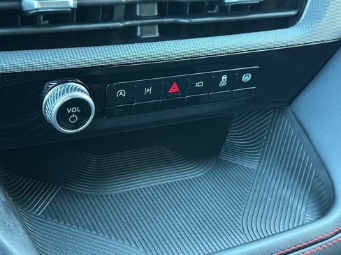 New 2026 Ford Explorer ST-Line w/ ST-Line Street Pack image 22