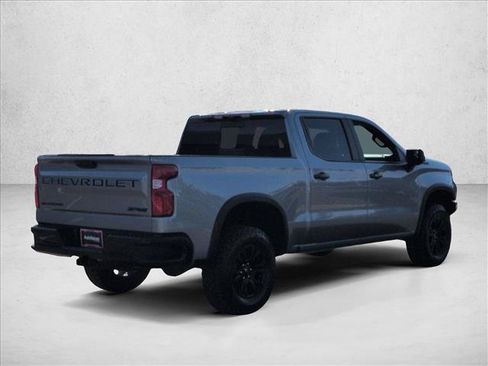 Used 2024 Chevrolet Silverado 1500 ZR2 w/ Technology Package AWD/4WD image 8