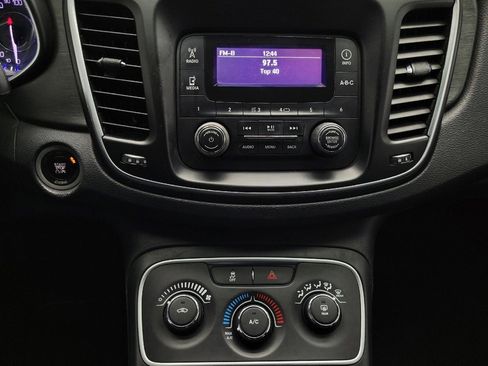 Used 2016 Chrysler 200 LX image 25