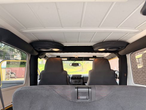 Used 2005 Jeep Wrangler Unlimited Rubicon AWD/4WD image 24
