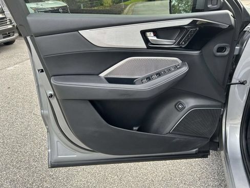 Used 2024 Acura MDX FWD w/ Technology Package image 16