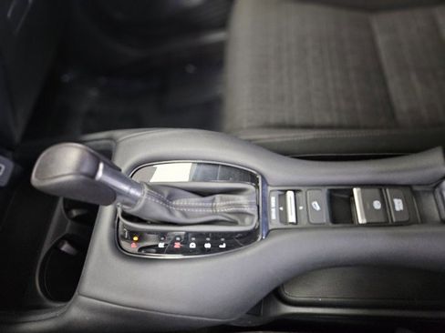 Used 2023 Honda HR-V LX image 25