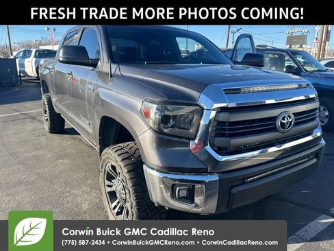 Used 2015 Toyota Tundra SR5 image 2