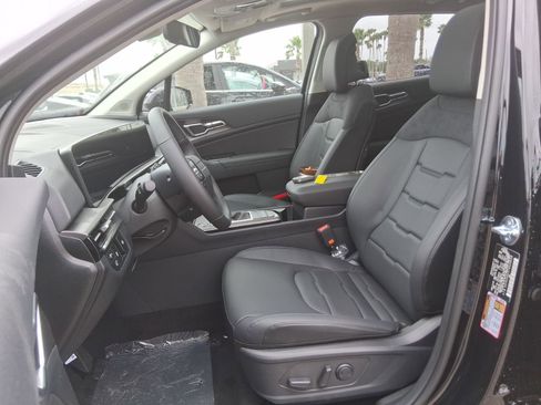 New 2026 Kia Sportage SX FWD image 16