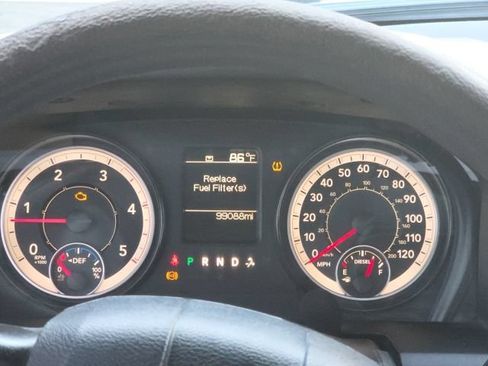 Used 2017 RAM 2500 Tradesman w/ Chrome Appearance Group AWD/4WD image 11