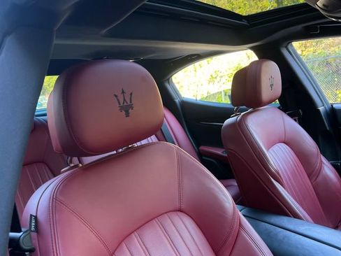 Used 2019 Maserati Ghibli image 37