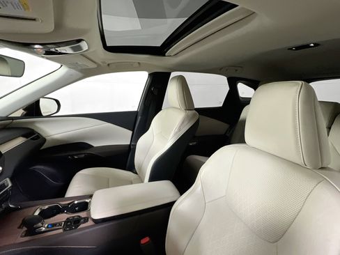 Used 2023 Lexus RX 350 Premium Plus w/ Accessory Package (Z1) image 21