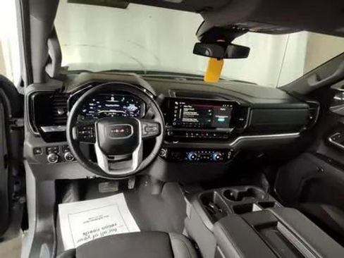 Used 2024 GMC Sierra 1500 Elevation image 5