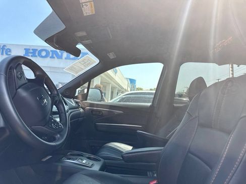 Used 2023 Honda Passport TrailSport image 10
