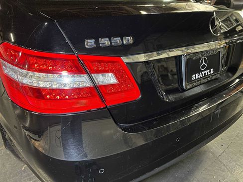 Used 2013 Mercedes-Benz E 550 4MATIC Sedan image 14