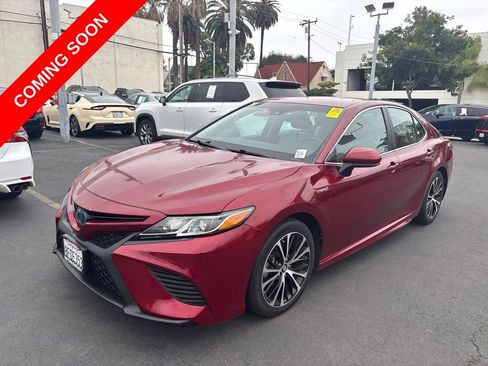 Used 2018 Toyota Camry SE FWD image 8