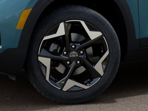 New 2026 Kia Seltos S FWD image 9