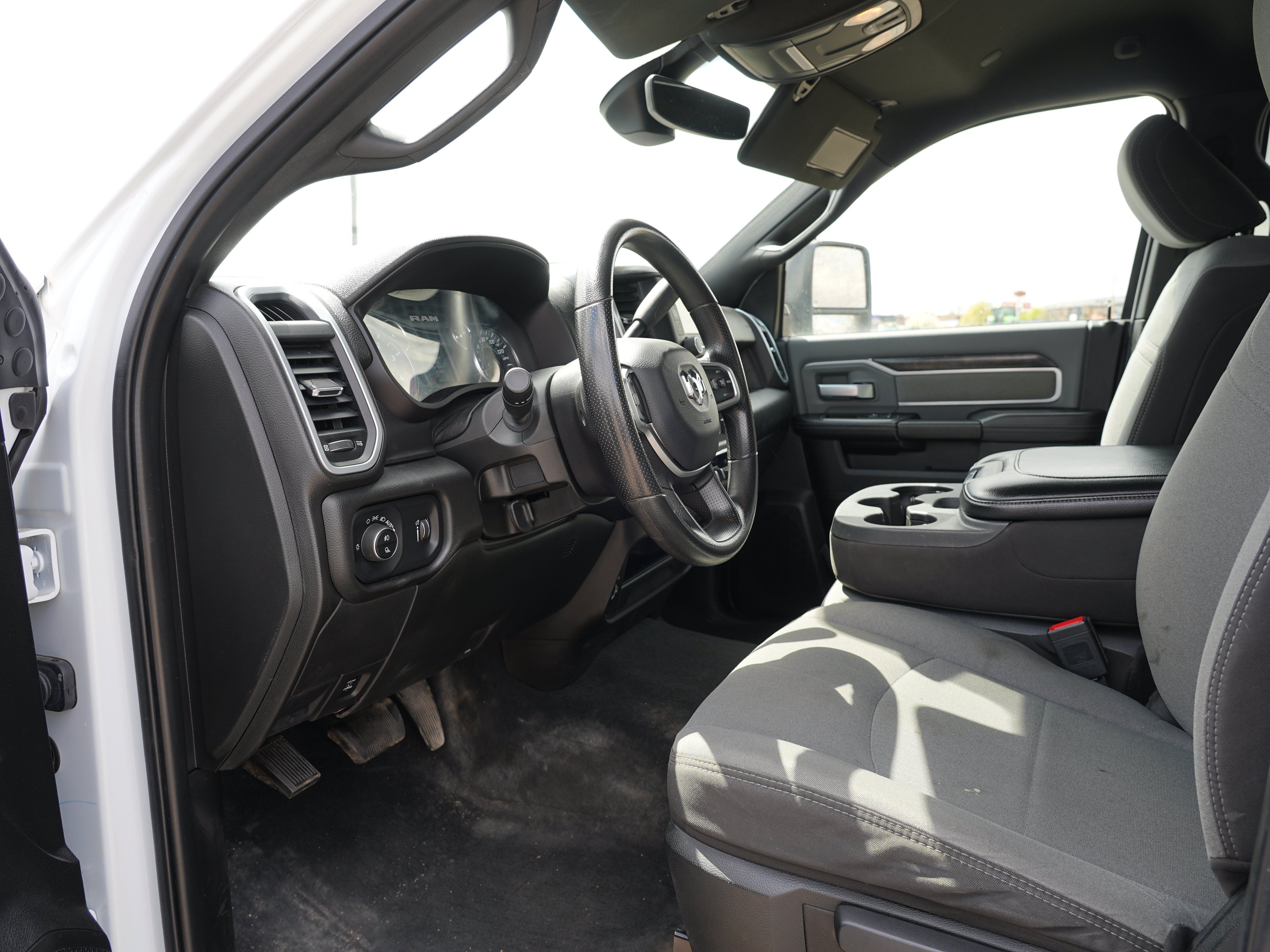 Used 2023 RAM 2500 Big Horn w/ Cold Weather Group AWD/4WD image 13