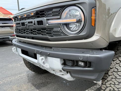 New 2026 Ford Bronco Raptor w/ Interior Carbon Fiber Pack AWD/4WD image 20