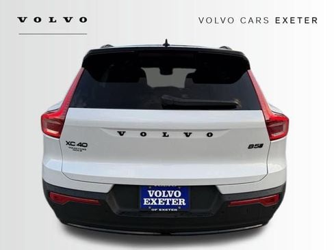 New 2026 Volvo XC40 B5 Ultra w/ Climate Package AWD/4WD image 4