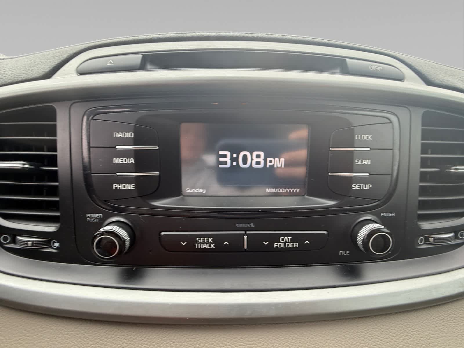 Used 2017 Kia Sorento LX FWD image 14