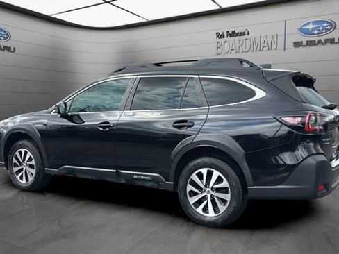 Used 2023 Subaru Outback Premium AWD/4WD image 8