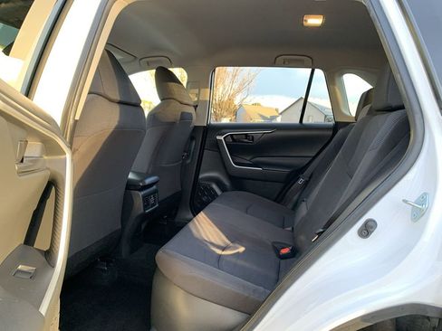 Used 2020 Toyota RAV4 LE image 25