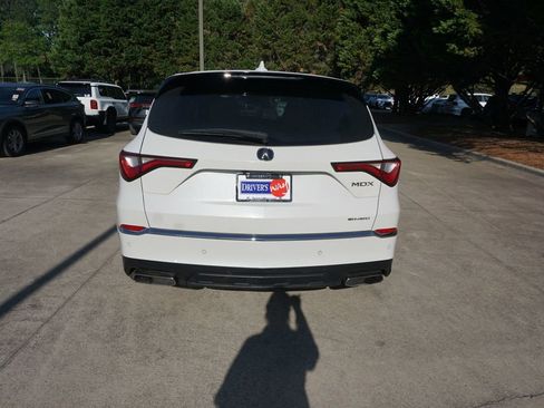 Used 2023 Acura MDX SH-AWD w/ Technology Package image 22