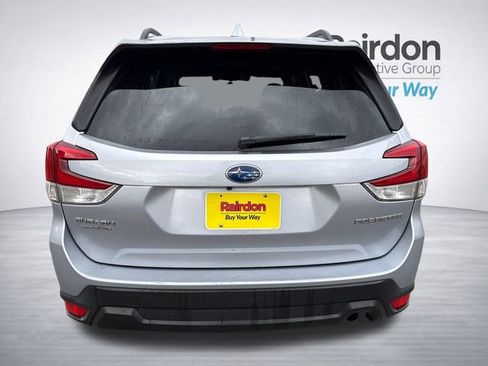 Used 2021 Subaru Forester Premium AWD/4WD image 8