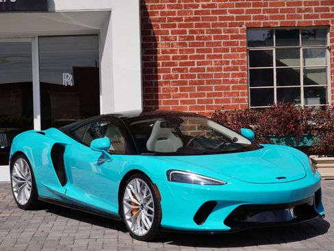 Used 2023 McLaren GT RWD image 1