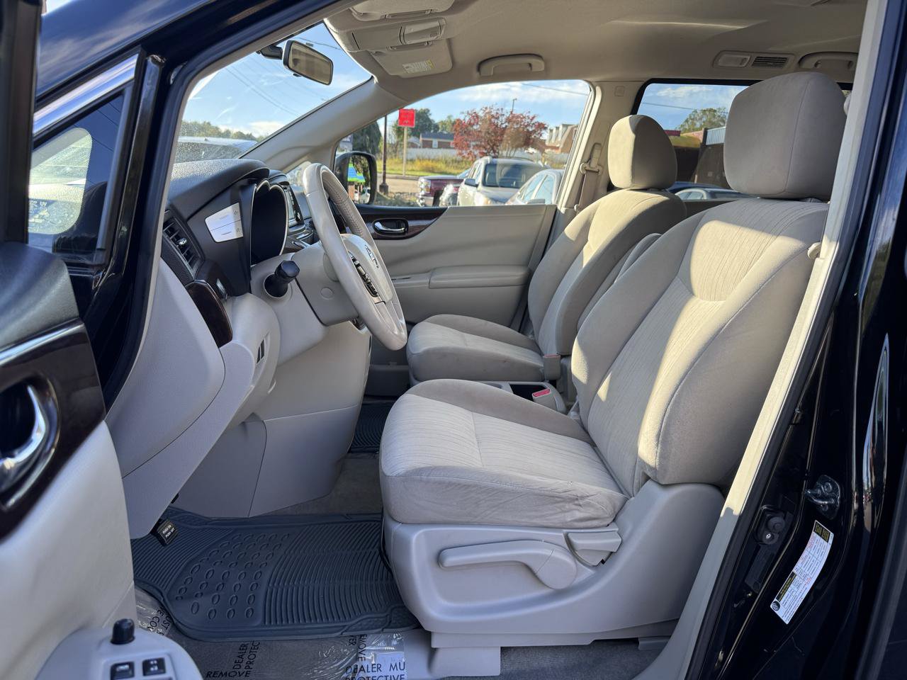 Used 2017 Nissan Quest SV FWD image 10