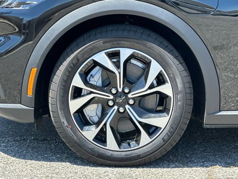 New 2026 Ford Mustang Mach-E Select RWD image 25