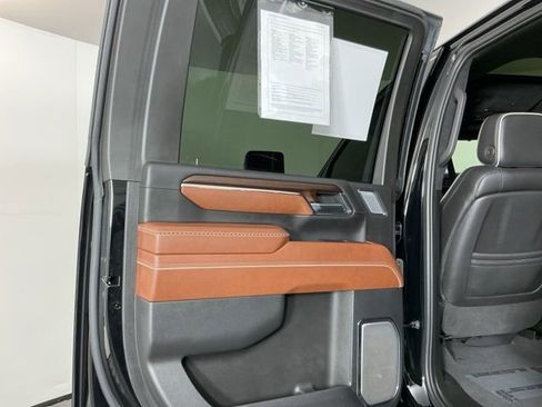 Used 2024 GMC Sierra 2500 Denali Ultimate AWD/4WD image 29