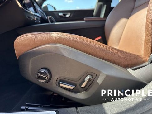 Certified 2025 Volvo V60 B5 Cross Country Plus image 28