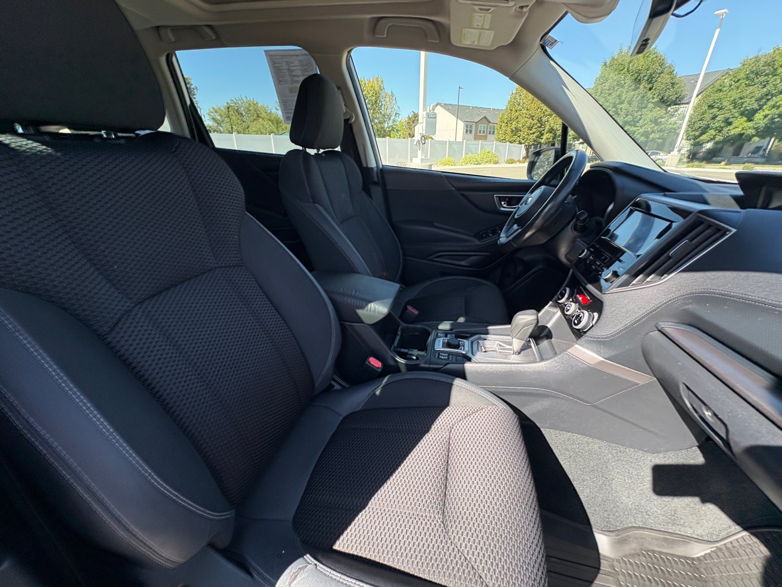 Used 2020 Subaru Forester Premium AWD/4WD image 18