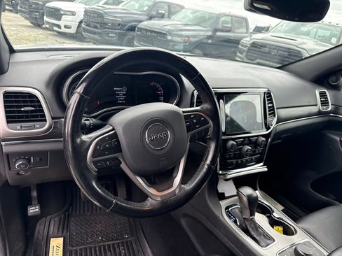 Used 2020 Jeep Grand Cherokee Limited AWD/4WD image 10