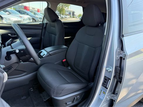 Used 2025 Hyundai Tucson SEL FWD image 11