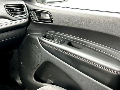 Used 2025 Dodge Durango GT RWD image 26