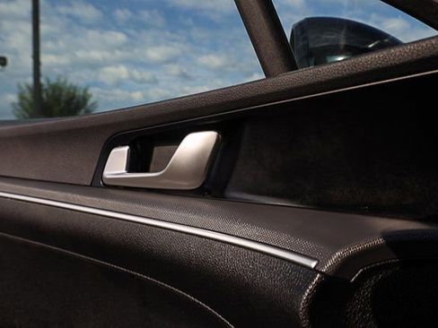 Used 2023 Kia K5 GT-Line image 28