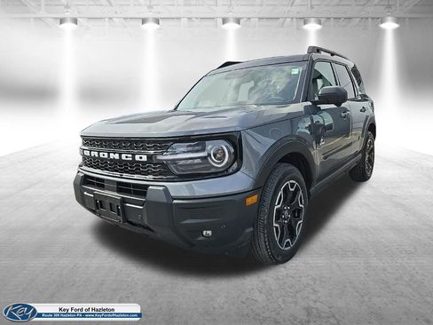 Used 2025 Ford Bronco Sport Outer Banks w/ Outer Banks Tech Package+ image 3