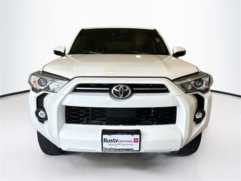 Certified 2021 Toyota 4Runner SR5 Premium image 2