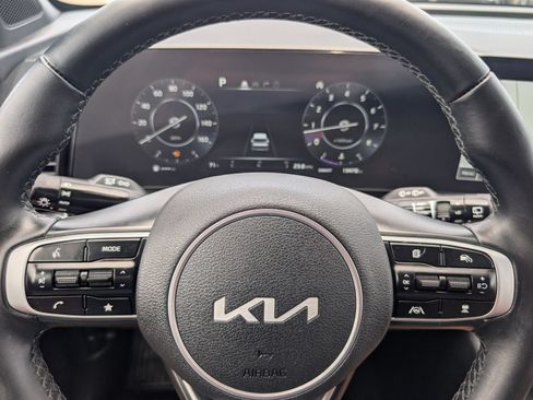 Used 2025 Kia Sportage SX FWD image 29
