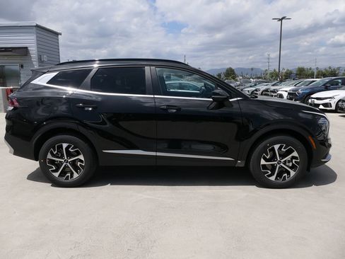 New 2025 Kia Sportage EX w/ EX Premium Package image 2