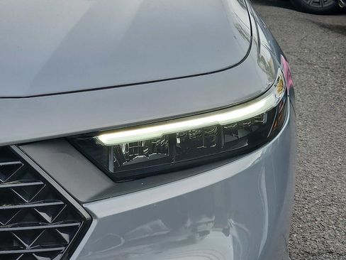 Used 2023 Honda Accord Sport image 9